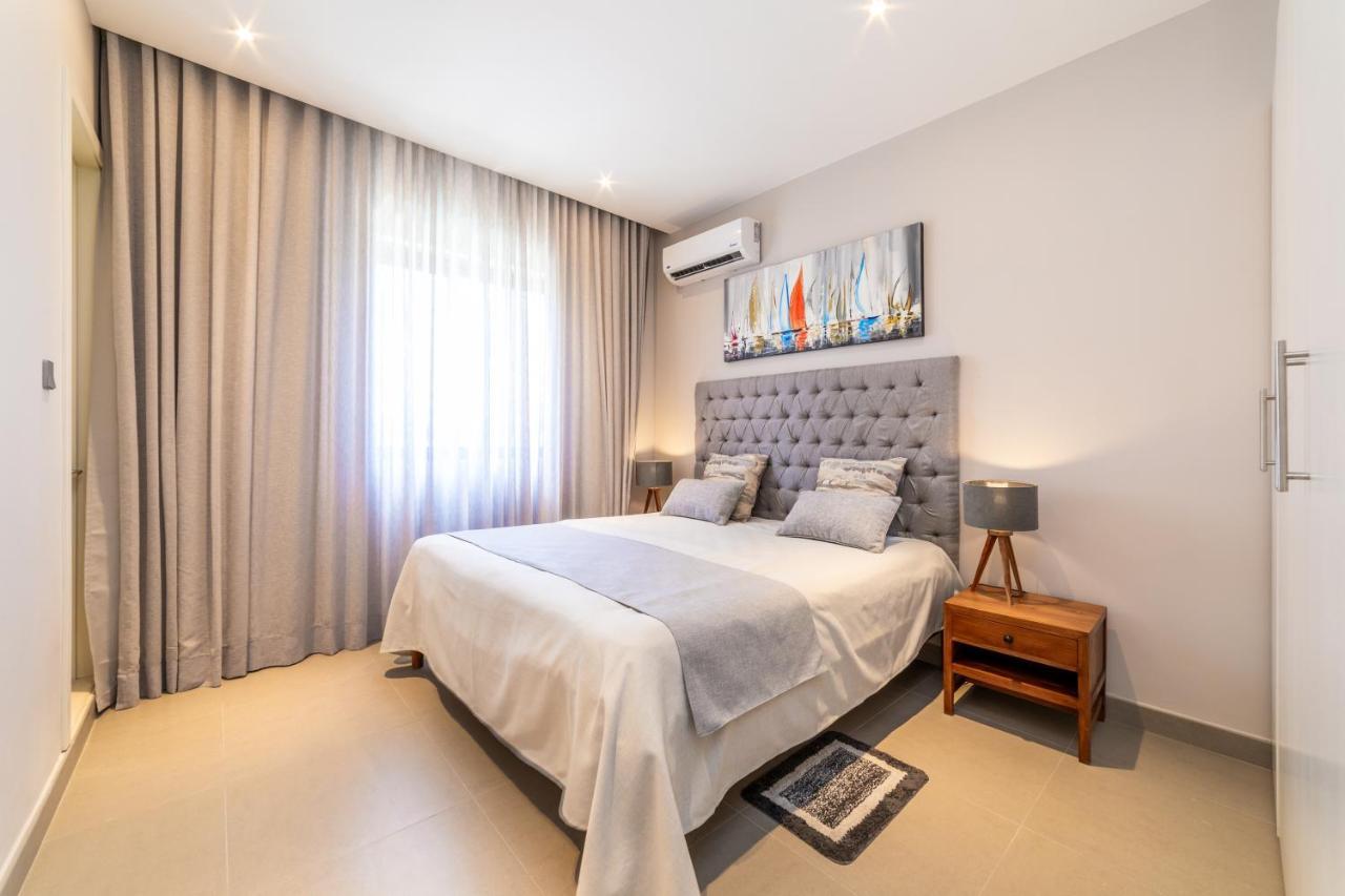 One Bay Residence - Apartment 2 - Apartment In Pereybere 佩雷贝勒 外观 照片